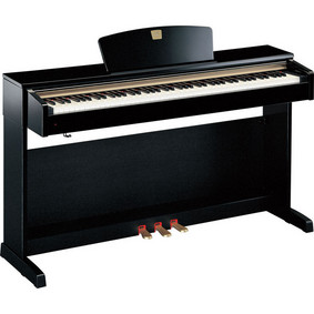 Yamaha CLP320 Polished Ebony Yamaha CLP320 Polished Ebony
