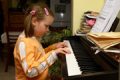 Krisztian's Middle Daughter Playing Yamaha CLP320