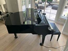Roland KR1077 Digital Grand Piano