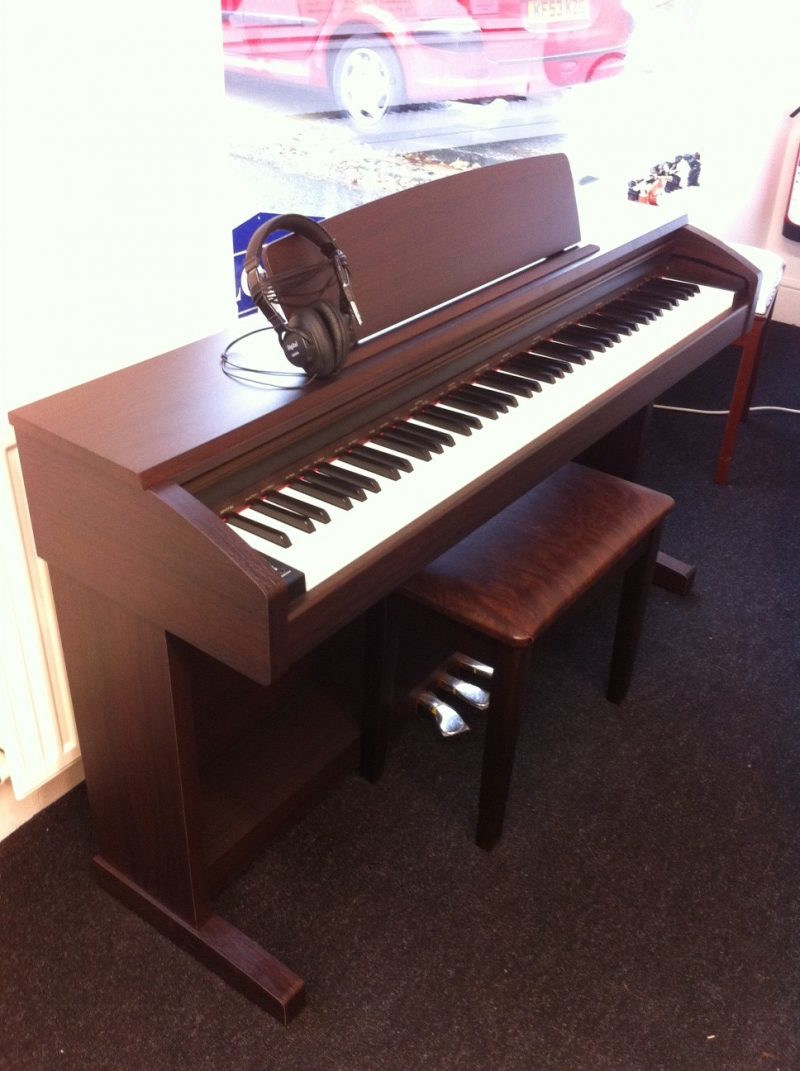 Second hand Broadway B1 dark rosewood