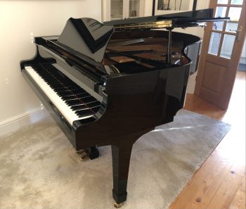 Second hand Yamaha C2