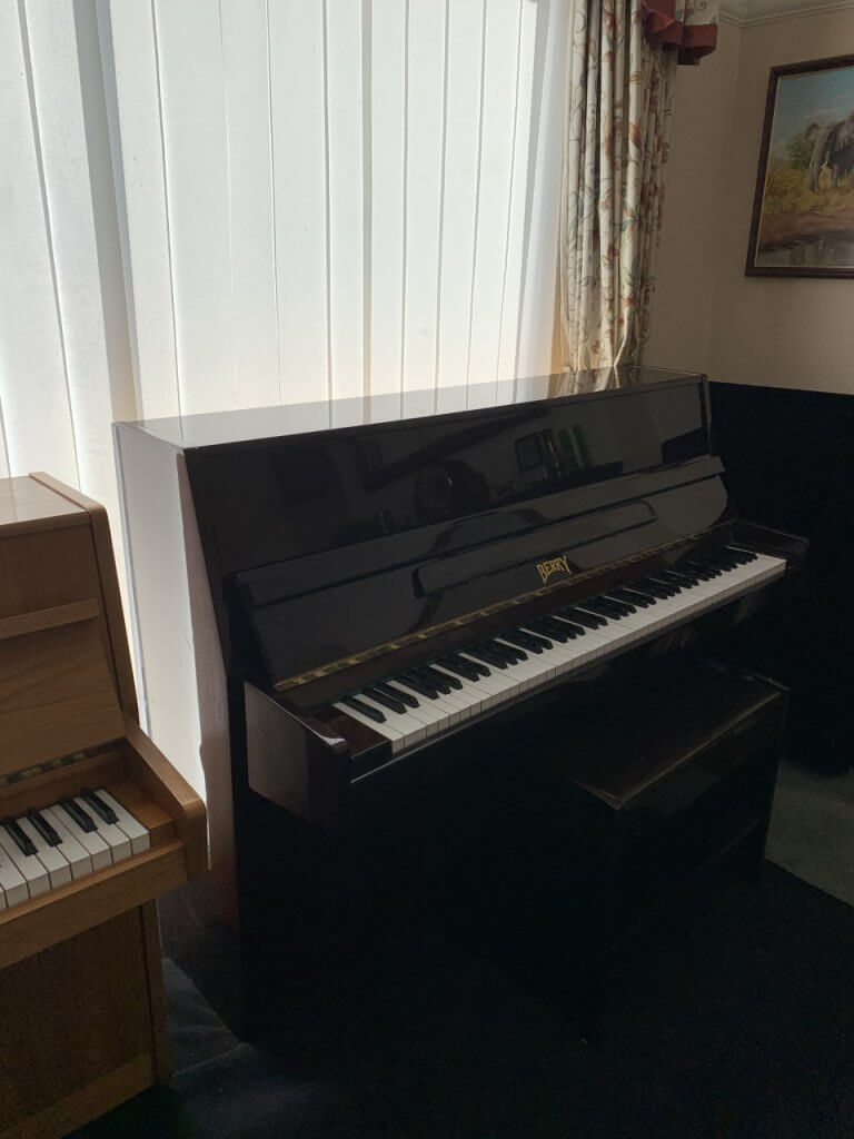 Second Hand Upright Pianos