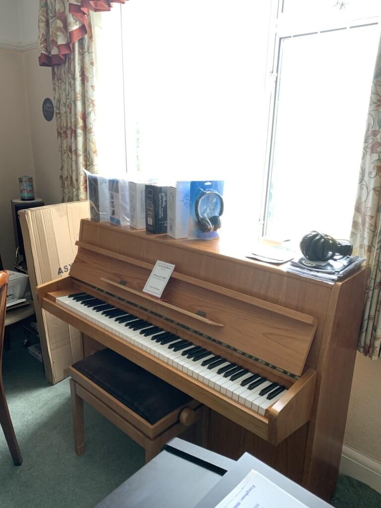 Second Hand Upright Pianos