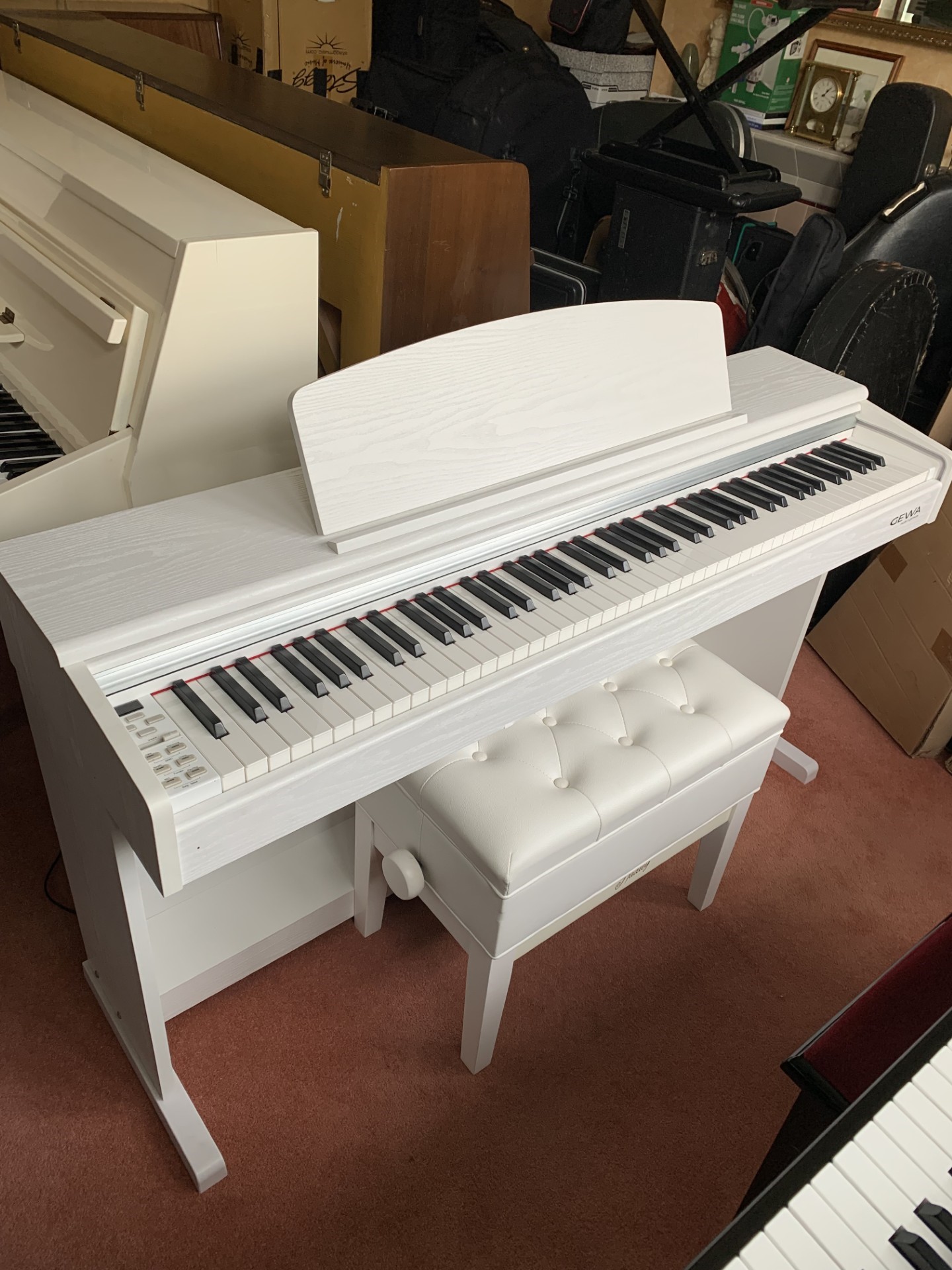Second hand Gewa DP300 white