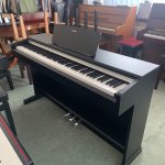 Second hand Yamaha YDP142