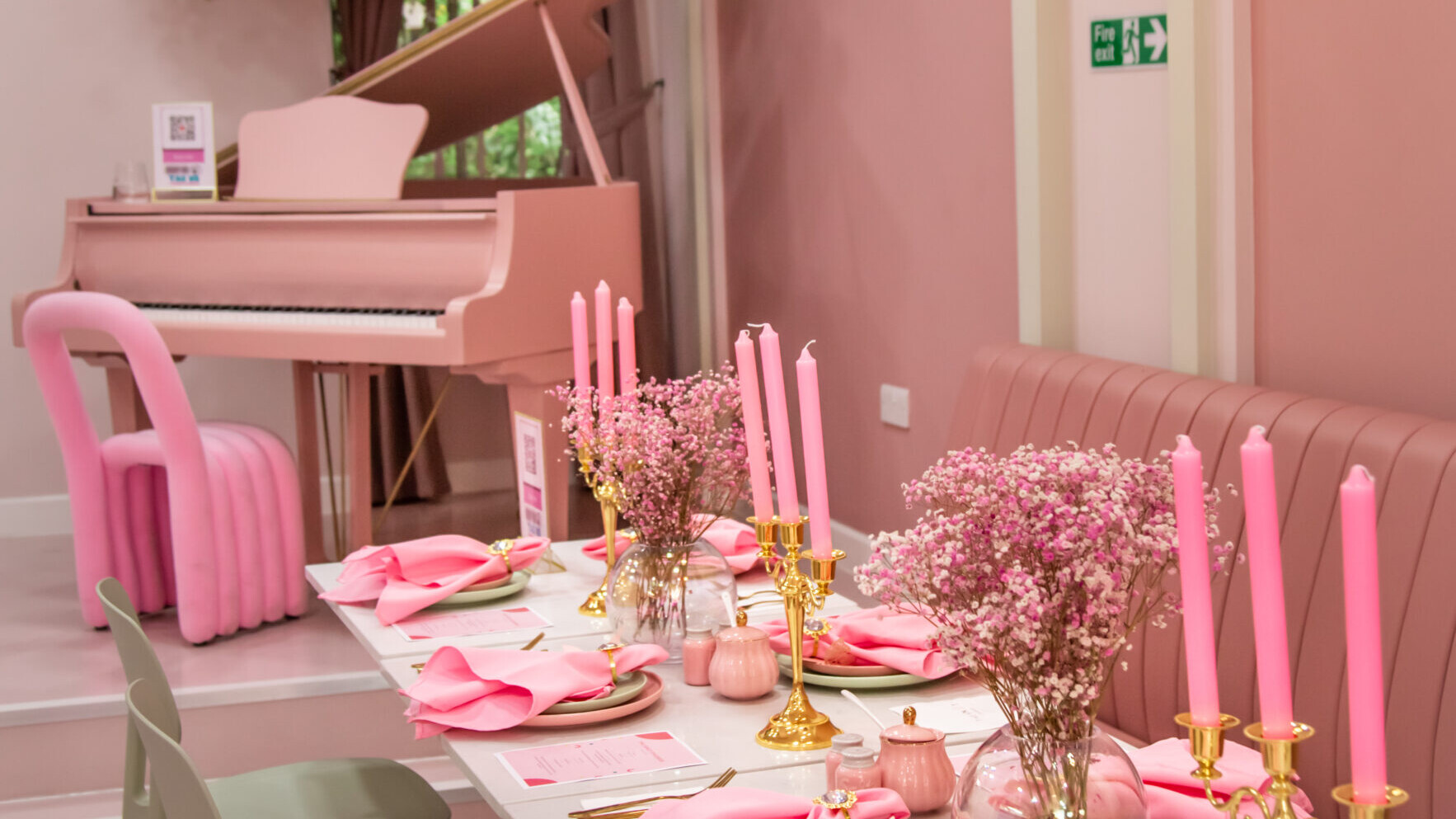 Second Hand Zimmermann Baby Grand Piano in pink (view in our Daventry store) - Image 4